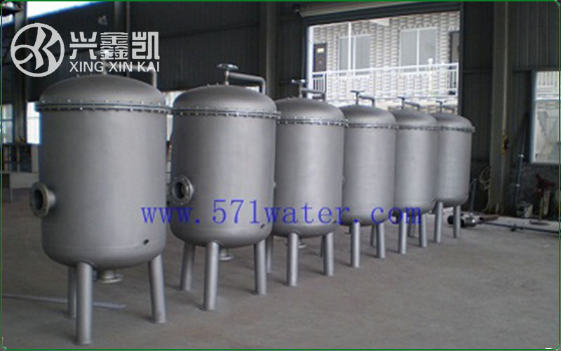 不銹鋼濾芯精密過濾器（可反沖洗）